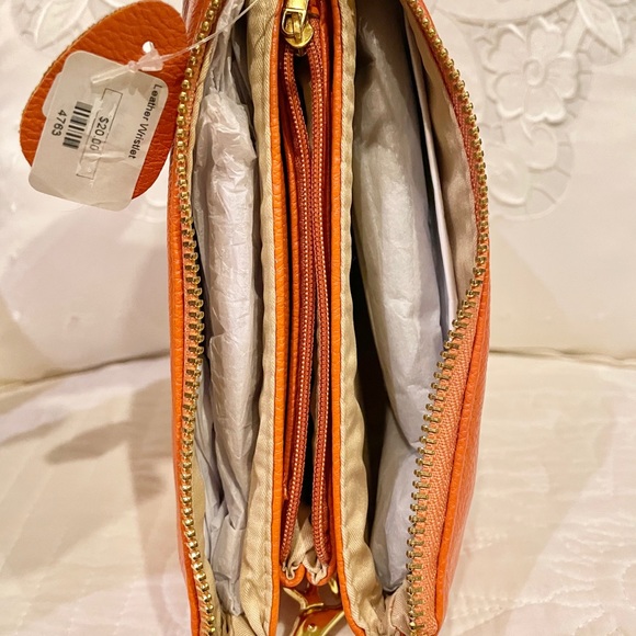 Orange Soft leather wristlet - Picture 9 of 15